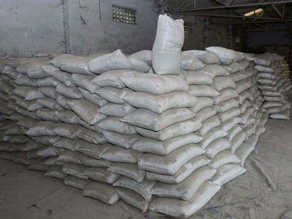 ಪ್ರತಿ ಬ್ಯಾಗಿಗೆ 25 ರು ನಂತೆ ಸಿಮೆಂಟ್ ಬೆಲೆ ಹೆಚ್ಚಳ ಪ್ರತಿ ಬ್ಯಾಗಿಗೆ 25 ರು ನಂತೆ ಸಿಮೆಂಟ್ ಬೆಲೆ ಹೆಚ್ಚಳ