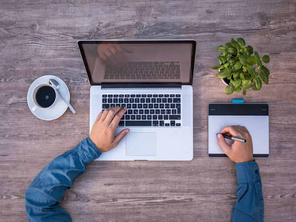 ಗ್ರಾಫಿಕ್ ಡಿಸೈನರ್/ವೆಬ್ ಡೆವಲಪರ್