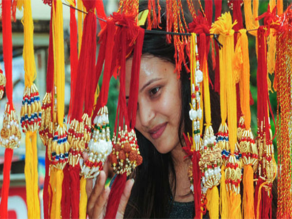 ಸಹೋದರಿಯ ಹೆಸರಿನಲ್ಲಿ ಸಿಪ್ ಪ್ರಾರಂಭಿಸಿ 