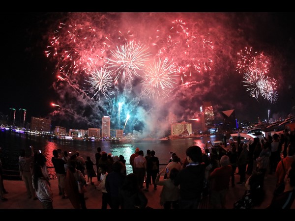 ಡಿಎಸ್‍ಫ್ ಸ್ಕೈವಾರ್ಡ್ಸ್ ಮಿಲೆಯನೇರ್ 