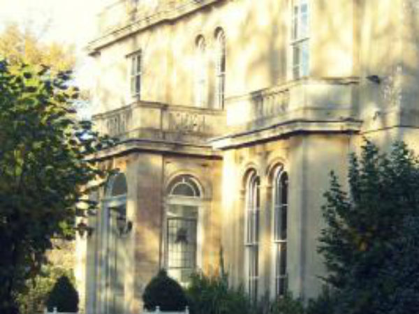 ನೈಋತ್ಯ ಇಂಗ್ಲೆಂಡ್ ನಲ್ಲಿ 54, 521 ಎಕರೆ ಭೂಮಿ 