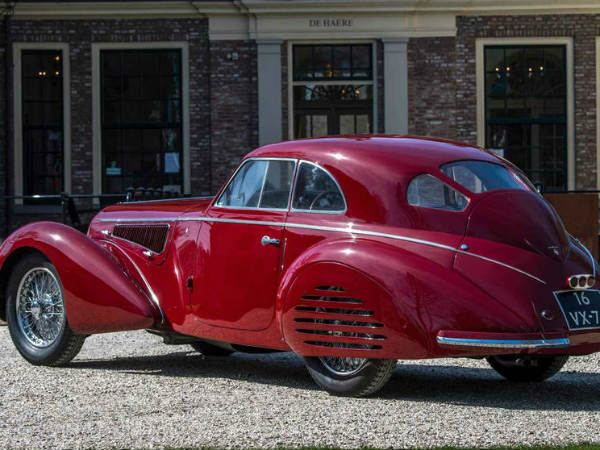 1. 1939 ಆಲ್ಫಾ ರೋಮಿಯೋ 8C 2900