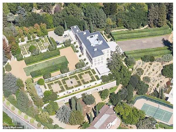 ಜೆಫ್ ಬೇಜೋಸ್ ದುಬಾರಿ ಎಸ್ಟೇಟ್‌ನಲ್ಲಿ ಏನೇನಿದೆ?