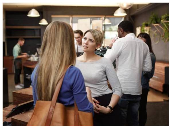 1. ಸೌಮ್ಯವಾಗಿ ಒಮ್ಮೆ ನೆನಪು ಮಾಡಿ