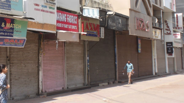 ಪುರಸಭೆ ವ್ಯಾಪ್ತಿಯ, ಹೊರಗಿನ ಕಾಂಪ್ಲೆಕ್ಸ್ ತೆರೆಯಲು ಅನುಮತಿ