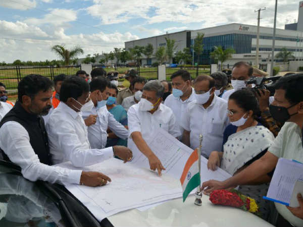 ಕೈಗಾರಿಕಾ ಅಭಿವೃದ್ದಿಯಲ್ಲಿ ಕರ್ನಾಟಕ ಮುಂದು