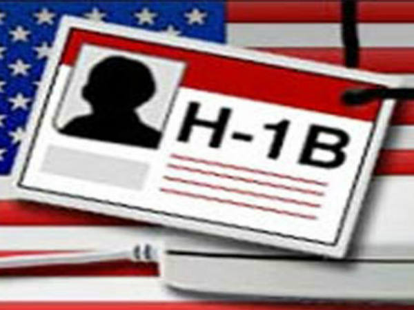 ಭಾರತೀಯ ನಾಗರಿಕರು 62.1% ರಷ್ಟಿದ್ದಾರೆ