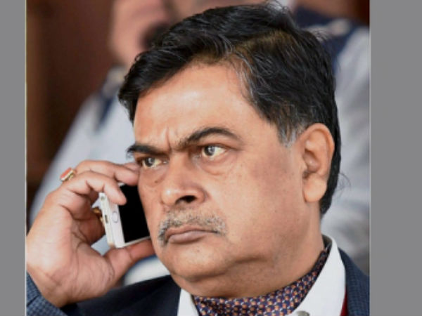 ವಿದ್ಯುತ್ ಉಪಕರಣಗಳನ್ನು ತಯಾರಿಸುವ ದೇಶೀಯ ಸಾಮರ್ಥ್ಯವನ್ನು ಹೊಂದಿದೆ