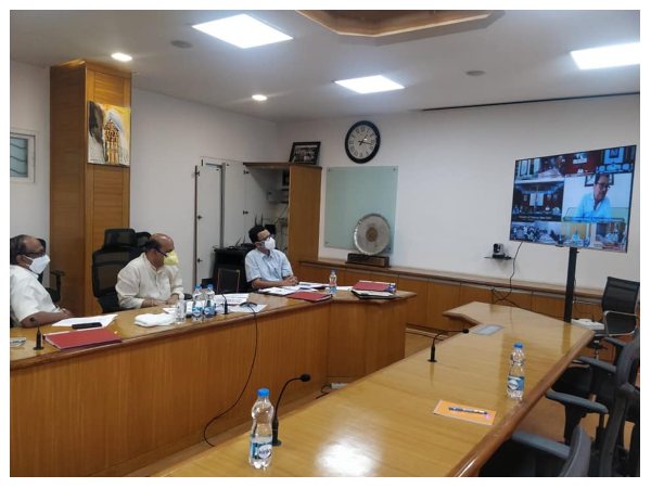 ಜಿಎಸ್‌ಟಿ 12%ರಿಂದ 5%ಗೆ ಇಳಿಸುವಂತೆ ಸಲಹೆ