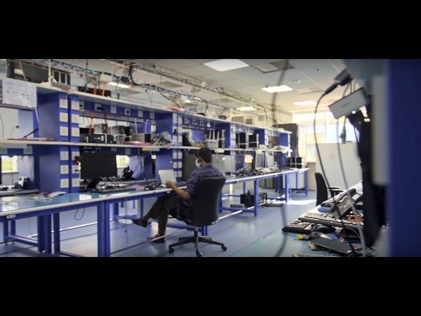 ಭಾರತಕ್ಕಾಗಿ ಹಾಗೂ ಭಾರತೀಯರಿಂದ ನಿರ್ಮಿಸಲಾಗಿದೆ 