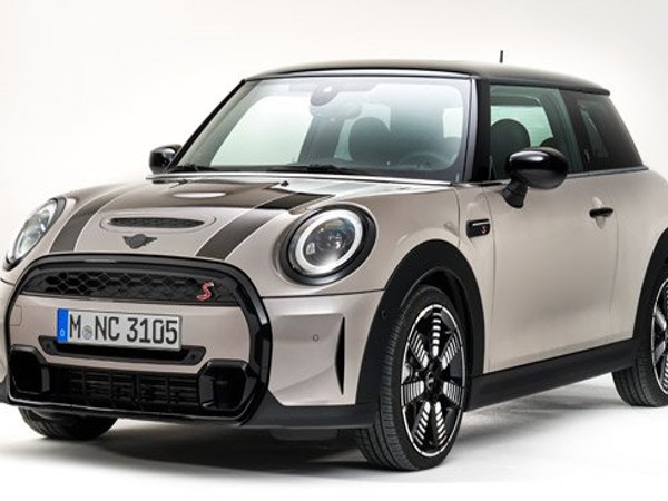  ಸಿಂಗಲ್‌ ಚಾರ್ಜ್‌ನಲ್ಲಿ  235-270 ಓಡಾಟ ಮಾಡಬಲ್ಲ ಕಾರು