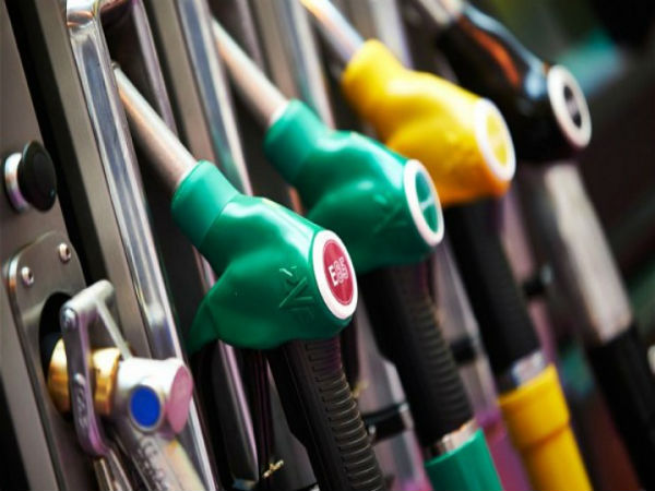  ಹೈದ್ರಾಬಾದ್‌ನಲ್ಲಿ ಪೆಟ್ರೋಲ್ (ಪ್ರತಿ ಲೀಟರ್)