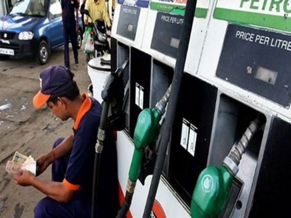  ಪ್ರತಿದಿನ ಬೆಳಗ್ಗೆ 6 ಗಂಟೆಗೆ ಇಂಧನ ದರ ಪರಿಷ್ಕರಣೆ