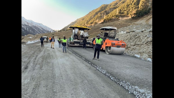 ದೇಶದ ಮೂಲಸೌಕರ್ಯ ವೆಚ್ಚ ಹೆಚ್ಚಿದರೆ ಸಿಮೆಂಟ್, ಪೈಪ್ ಕಂಪನಿಗೆ ಲಾಭ