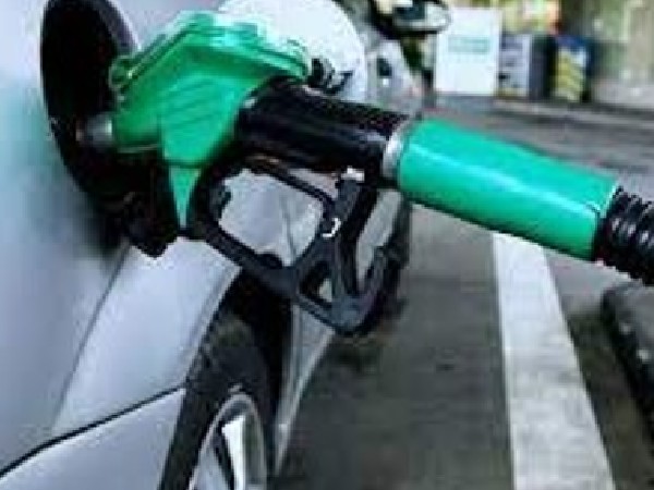  ಹೈದ್ರಾಬಾದ್‌ನಲ್ಲಿ 5 ದಿನಗಳಿಂದ ಪೆಟ್ರೋಲ್ ದರ (ಪ್ರತಿ ಲೀಟರ್)