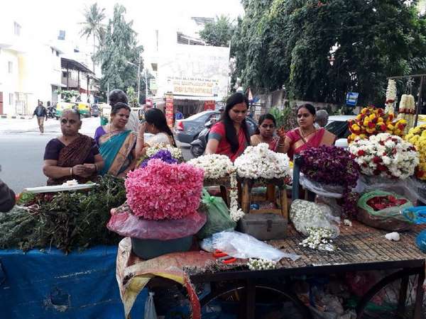  ಹೂವಿನ ಬೆಲೆ ತಿಳಿಯಿರಿ 