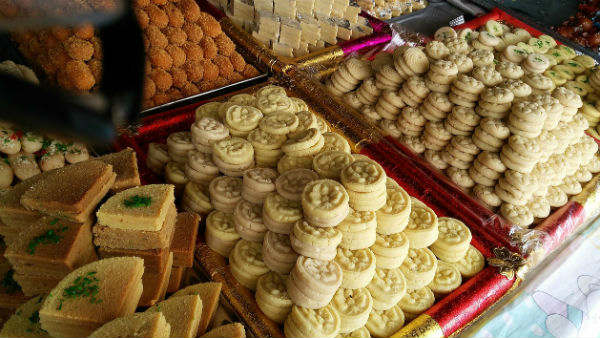 ಸ್ವೀಟ್ಸ್-ನಮ್ಕೀನ್ ಉದ್ಯಮ