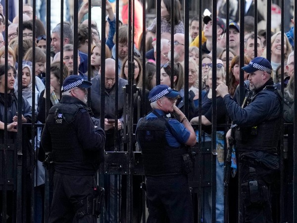 ಆರ್ಥಿಕ ಮುಗ್ಗಟ್ಟಿನಲ್ಲಿ ಯುಕೆ 