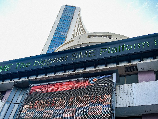 ಫಂಡ್ ಮ್ಯಾನೇಜರ್ ಮೀರಿಸುವವರು ಟ್ರೇಡರ್ಸ್ 