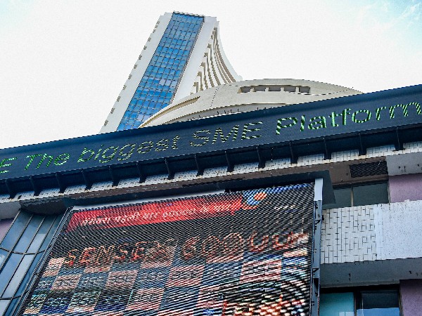 ಶೇ. 70ರಷ್ಟು ಕುಸಿದ ಪೇಟಿಎಂ ಷೇರು ಬೆಲೆ; ಕೊಳ್ಳಲು ಇದು ಸಕಾಲವಾ? 