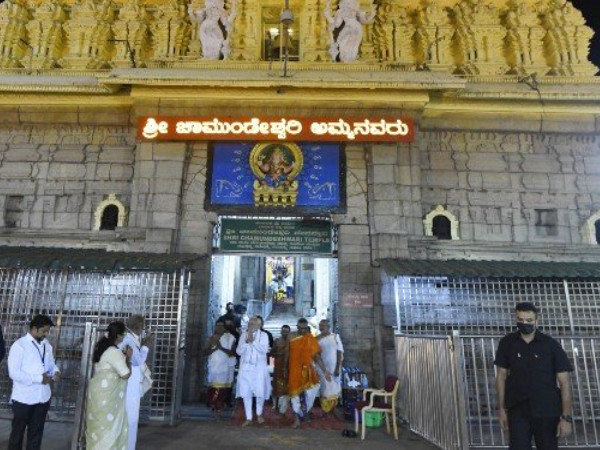  ಟಾಪ್ 4: ಮೈಸೂರಿನ ಚಾಮುಂಡೇಶ್ವರಿ ದೇವಾಲಯ