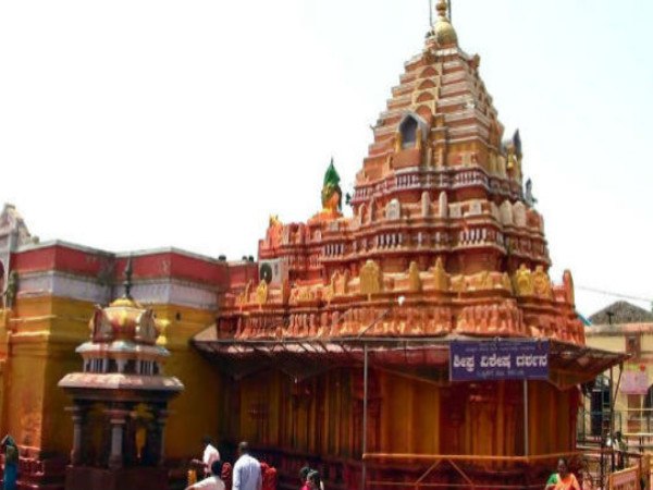  ಟಾಪ್ 6: ಸವದತ್ತಿ ಯಲ್ಲಮ್ಮ ದೇವಾಲಯ 