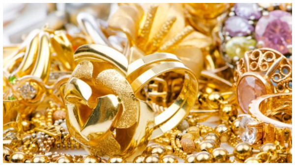  ಚಿನ್ನದ ಜ್ಯುವೆಲ್ಲರಿ ಆಮದಿನ ಮೇಲೆ ನಿರ್ಬಂಧ ವಿಧಿಸಿದ ಸರ್ಕಾರ