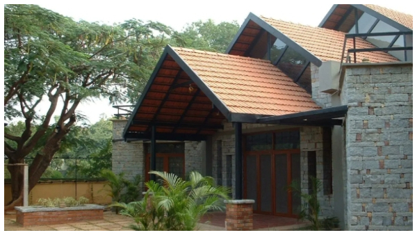  ಬೆಂಗಳೂರಿನಲ್ಲಿ 350 ಕೋಟಿ ರೂ. ಮೌಲ್ಯದ ಮನೆ ಹೊಂದಿರುವ ಬಿಲಿಯನೇರ್   