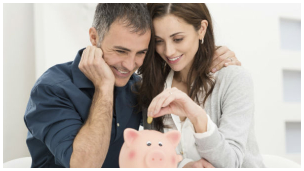  ದಂಪತಿಗಳನ್ನು ಶ್ರೀಮಂತರನ್ನಾಗಿಸುತ್ತದೆ ಈ ಅಂಚೆ ಕಚೇರಿ ಯೋಜನೆ