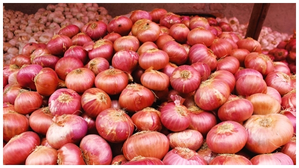  ಬೆಂಗಳೂರಿನಲ್ಲಿ ಈರುಳ್ಳಿ ಬೆಲೆ ಕೆಜಿಗೆ 70 ರೂ., ಇನ್ನಷ್ಟು ಏರುತ್ತೆ!