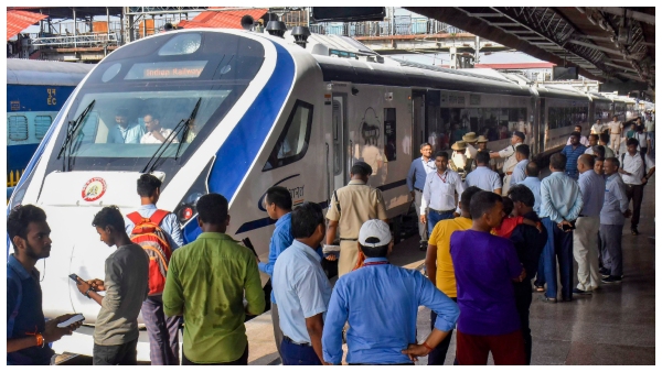 ದೀಪಾವಳಿ ವಿಶೇಷ ವಂದೇ ಭಾರತ್ ರೈಲು, ದಿನಾಂಕ, ಸಮಯ ಪರಿಶೀಲಿಸಿ