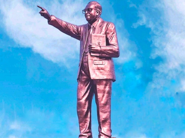 ಜಗತ್ತಿನ ಅತಿದೊಡ್ಡ ಅಂಬೇಡ್ಕರ್‌ ಪ್ರತಿಮೆ ಅನಾವರಣ 