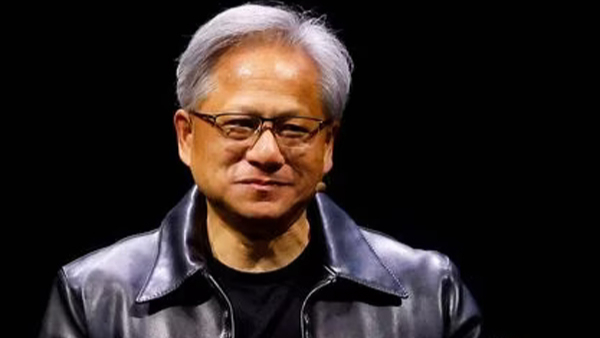  ಹೊಟೇಲ್‌ನಲ್ಲಿ ವೈಟರ್ ಆಗಿದ್ದವರು, ಈಗ ಒಂದು ಕಂಪನಿ ಒಡೆಯ!