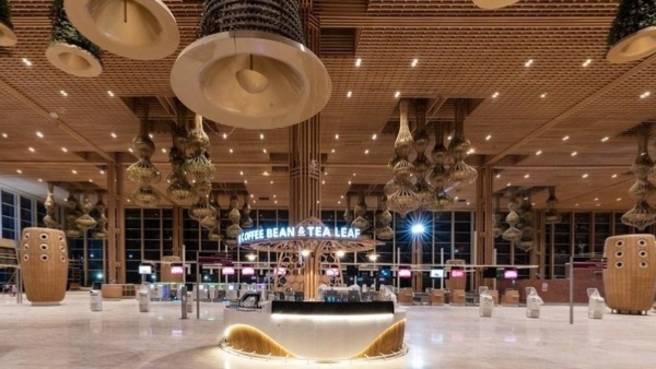 ಬೆಂಗಳೂರು ಏರ್‌ಪೋರ್ಟ್‌ನಲ್ಲಿ 46 ವಿಮಾನಗಳು ವಿಳಂಬ 