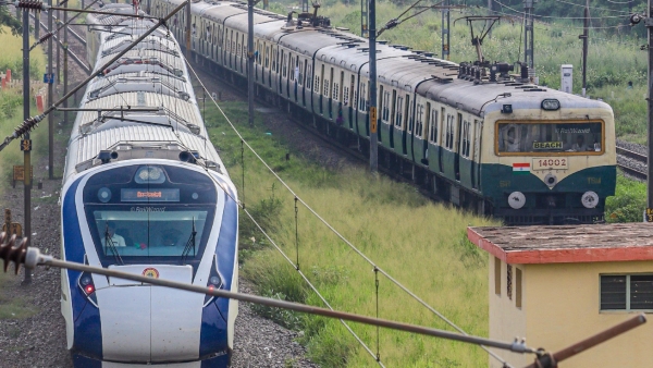 ಬೆಳಂಬೆಳಗ್ಗೆ ವಂದೇ ಭಾರತ್ ಮೇಲೆ ಕಲ್ಲು ತೂರಾಟ 