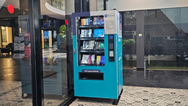 ಭಾರತದ ಮೊದಲ ಸ್ವಯಂಚಾಲಿತ ಪುಸ್ತಕ ಮಾರಾಟ ಯಂತ್ರಕ್ಕೆ ಚಾಲನೆ 