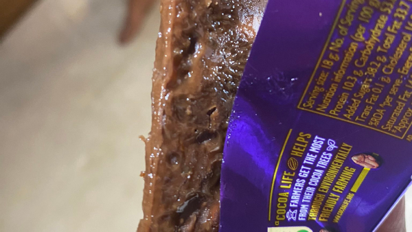 ಕ್ಯಾಡ್ಬರಿ ಡೈರಿ ಮಿಲ್ಕ್‌ ಚಾಕೊಲೇಟ್‌ನಲ್ಲಿ ಫಂಗಸ್‌ 