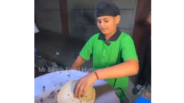 ಎಗ್‌ ರೋಲ್‌ ಮಾರುವ ಬಾಲಕನಿಗೆ ಆನಂದ್ ಮಹೀಂದ್ರಾ ನೆರವು 