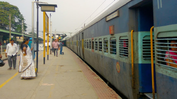 ಮಹಿಳೆಯರಿಗಾಗಿ 6 ಪ್ರಮುಖ ಭಾರತೀಯ ರೈಲ್ವೆ ಕಾನೂನುಗಳು 