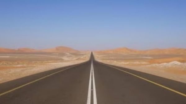 ವಿಶ್ವದ ಅತಿದೊಡ್ಡ 256 ಕಿಮೀ ಉದ್ದದ ನೇರ ರಸ್ತೆ ಇಲ್ಲಿದೆ 