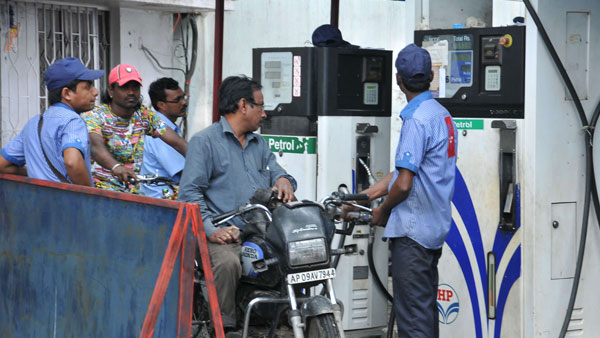 ಆಗಸ್ಟ್ 31 ರಂದು ನಗರವಾರು ಪೆಟ್ರೋಲ್ ಡಿಸೇಲ್ ಬೆಲೆ ಆಗಸ್ಟ್ 31 ರಂದು ನಗರವಾರು ಪೆಟ್ರೋಲ್ ಡಿಸೇಲ್ ಬೆಲೆ