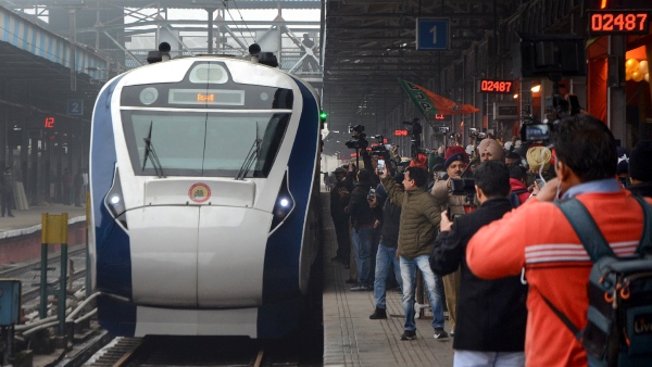 ಸರ್ಕಾರವೇ ಭರಿಸಲಿದೆ ವಂದೇ ಭಾರತ್ ಪ್ರಯಾಣ ವೆಚ್ಚ 