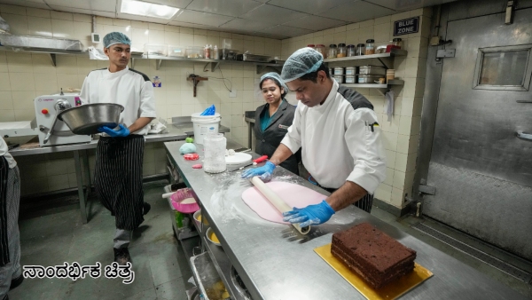 ಕೇಕ್‌ ನಲ್ಲಿ ಕ್ಯಾನ್ಸರ್‌ ಕಾರಕ ಅಂಶ ಪತ್ತೆ 