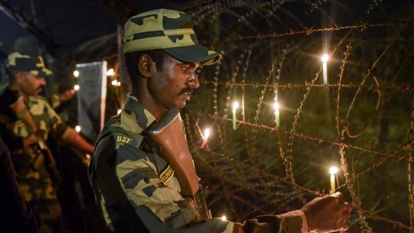  ದೀಪವಾಳಿ ಗೊಂದಲ: ಅಕ್ಟೋಬರ್‌ 31, ನವೆಂಬರ್‌ 1 ಯಾವ ದಿನ ಆಚರಿಸಬೇಕು? 