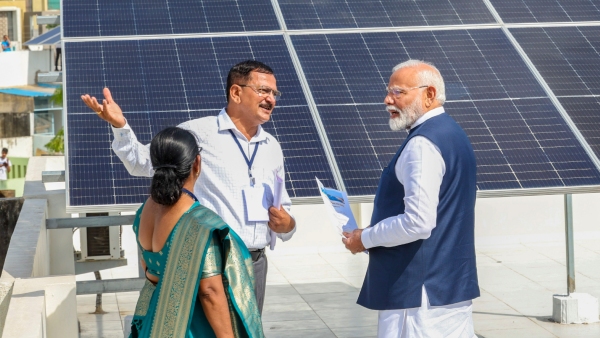 ಪಿಎಂ ಸೂರ್ಯಘರ್: ಮನೆಗಳಿಗೆ ಉಚಿತ ವಿದ್ಯುತ್ ಜೊತೆಗೆ ಆದಾಯ!
