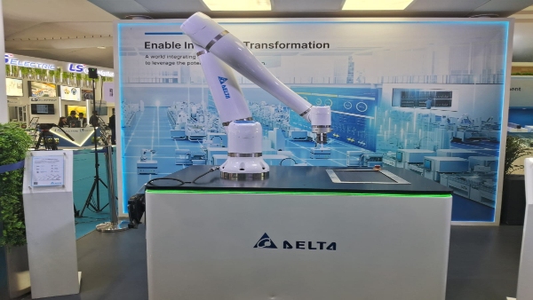 ಸ್ಮಾರ್ಟ್ ಮ್ಯಾನುಫ್ಯಾಕ್ಚರಿಂಗ್ ಹೊಸ ರೋಬೋಟ್‌ಗಳನ್ನು ಬಿಡುಗಡೆ