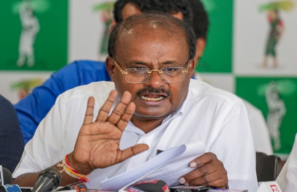 ಬಿಡದಿ ಭೂ ವಿವಾದ: ಹೆಚ್‌ಡಿಕೆ ಮನವಿಗೆ ಸ್ಪಂದಿಸಿದ ಸುಪ್ರೀಂ! 