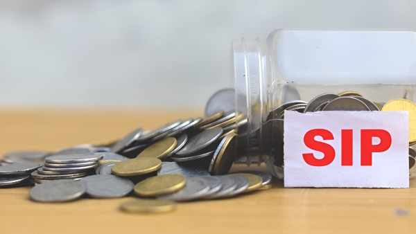 ಕೇವಲ 7 ವರ್ಷ SIP ಹೂಡಿಕೆ ಯಿಂದ 27 ಲಕ್ಷ ಗಳಿಸಿ