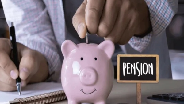 ಜಸ್ಟ್ 42 ರೂ. ಉಳಿತಾಯ..ತಿಂಗಳಿಗೆ 5,000ರೂ. ಸ್ಥಿರ ಪಿಂಚಣಿ ಸಿಗುತ್ತೆ