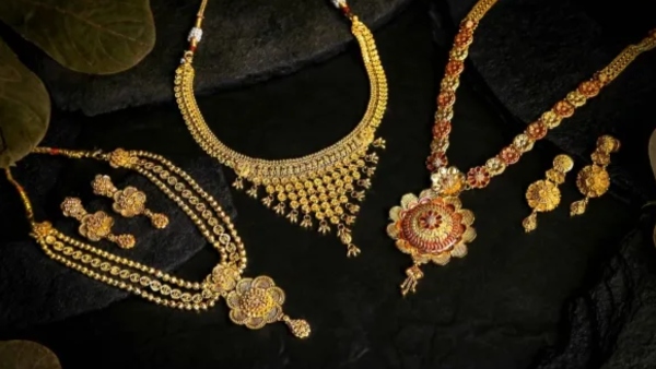 ಸಿಹಿಸುದ್ದಿ: ಮತ್ತೆ ಕುಸಿದ ಬಂಗಾರ! ಚಿನ್ನ ಈಗ 4,400 ಅಗ್ಗ ಸಿಹಿಸುದ್ದಿ: ಮತ್ತೆ ಕುಸಿದ ಬಂಗಾರ! ಚಿನ್ನ ಈಗ 4,400 ಅಗ್ಗ